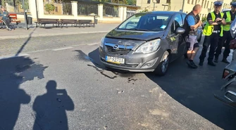 Wypadek przy dworcu. Jedna osoba trafiła do szpitala