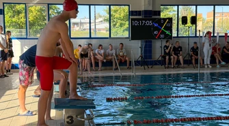 Wyjątkowe zawody pływackie osób z niepełnosprawnościami w Piotrkowie. Bartosz Sokalski z nagrodą prezydenta ZDJĘCIA