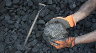 Wybierasz dostawcę materiałów opałowych? Na to musisz zwrócić uwagę!