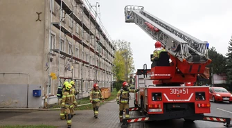 Pożar budynku mieszkalnego na Sulejowskiej ZDJĘCIA