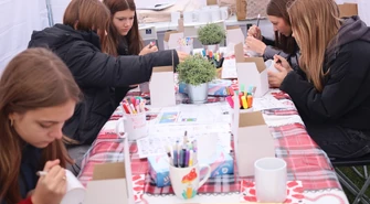 Zawodowo FEST przy Mediatece – młodzież odkrywa swoje pasje i zawody przyszłości