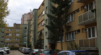 2 osoby w szpitalu i 30 ewakuowanych. Pożar w bloku przy Piastowskiej 