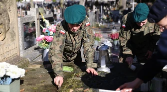 Młode twarze bohaterów - ŚZŻAK w Piotrkowie upamiętnił żołnierzy Armii Krajowej