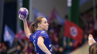 Kolejna wygrana piłkarek ręcznych Piotrcovii. Tym razem „na deskach” koszalinianki