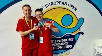 Bartosz Sokalski znów zachwyca! Grad medali piotrkowianina na Mistrzostwach Europy w pływaniu