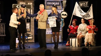 Pełna sala i owacje: zakończył się projekt „Historia kina w Popielawach ? NIEee! w Piotrkowie ZDJĘCIA