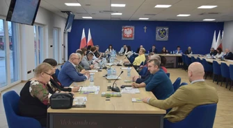 Gmina Kamieńsk dopłaci mieszkańcom do rachunków za odbiór śmieci