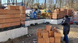 Postępy inwestycji w Moszczenicy: nowe drogi, obiekty dla seniorów i żłobek