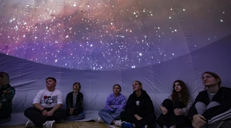Mobilne planetarium Kopernika odwiedzi Piotrków Trybunalski
