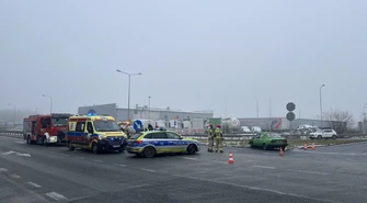 Kolizja na DK 74 przed S8 w stronę Moszczenicy – utrudnienia w ruchu