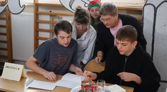 Pierwszy Festiwal Wiedzy w SP5 – emocje, kreatywność i dobra zabawa ZDJĘCIA