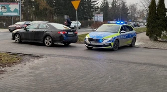O krok od tragedii. Kierująca Volkswagenem potrąciła 76-letnią pieszą