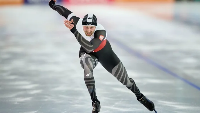 Tomaszów Mazowiecki. Dwa złote medale na początek Mistrzostw Europy panczenistów