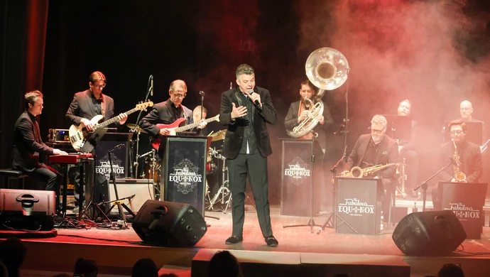 Takiego koncertu w Piotrkowie jeszcze nie było. Publiczność oszalała ZDJĘCIA