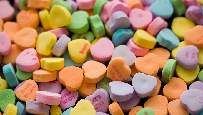 Słodycze i napoje w jednym miejscu – wygodne rozwiązania zakupowe online