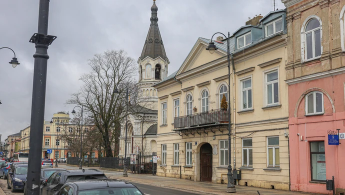 Zabytkowa kamienica przy ul. Słowackiego w Piotrkowie do renowacji