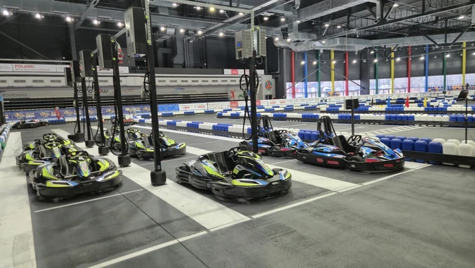 Gokarty w Arenie Lodowej w Tomaszowie Mazowieckim – zabawa dla każdego