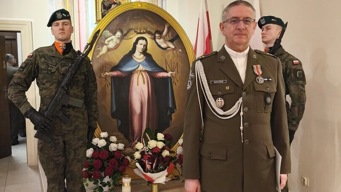 Medal Ordynariatu Polowego dla kapelana piotrkowskiego aresztu