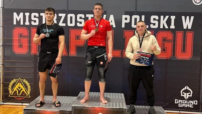 Cztery medale piotrkowskich zawodników w MP w grapplingu