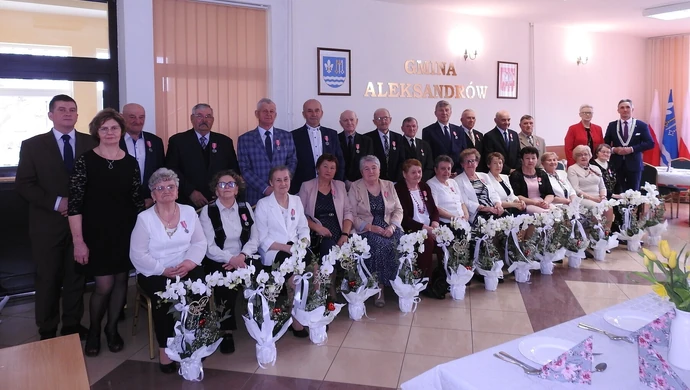 Złote Gody w Gminie Aleksandrów – uroczystość wręczenia Medali za Długoletnie Pożycie Małżeńskie