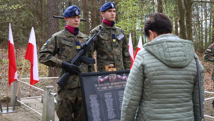 Pamięć wraca do Lasu Bugajskiego. Uczcili ofiary egzekucji sprzed 82 lat