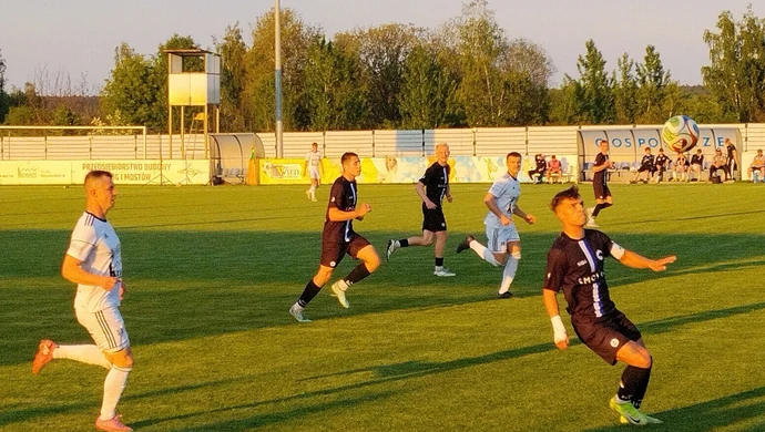 Zdecydowały dwa stałe fragmenty. Polonia bez punktów na własnym boisku
