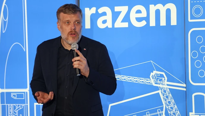 Adrian Zandberg w Piotrkowie: o energetyce, mieszkaniach i ochronie zdrowia