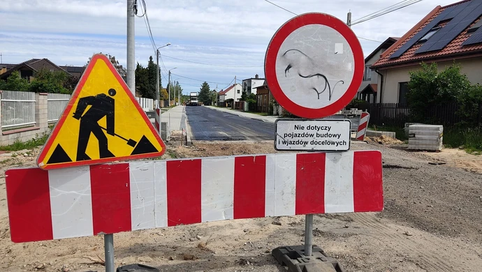 Zamknięcie ul. Jeziornej w Piotrkowie i nowy objazd 