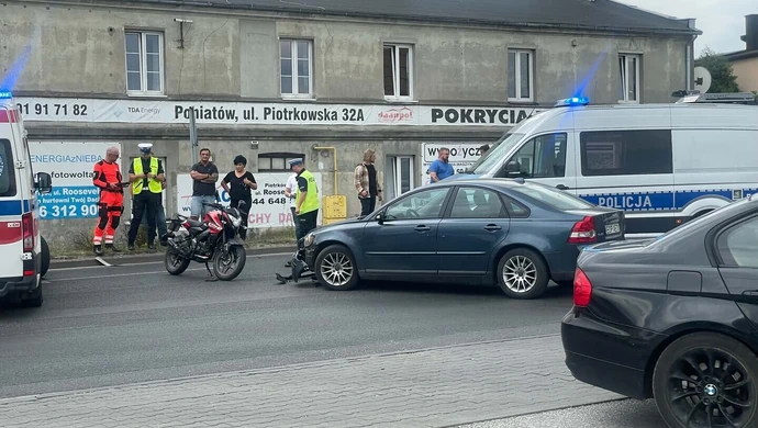 Wypadek z udziałem motocyklisty na Sulejowskiej