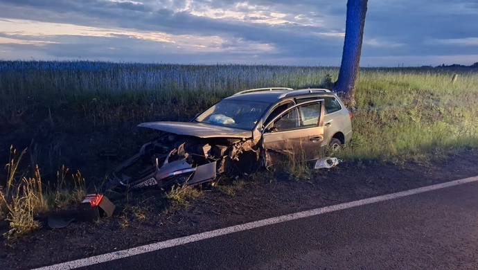 Wypadek dwóch samochodów w Janówce. Dwie osoby poszkodowane