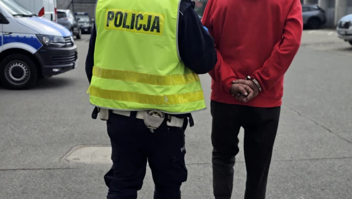 Uciekał przed policją w Audi, 33-latek miał promil alkoholu. Teraz grozi mu 8 lat odsiadki [video]
