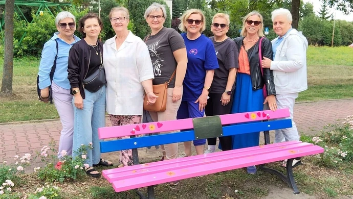"Amazonkowa" ławeczka nabrała kolorów