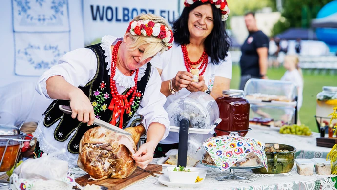 Cztery miasta, wielkie gwiazdy i moc atrakcji dla mieszkańców czyli Dożynki wojewódzkie 2026