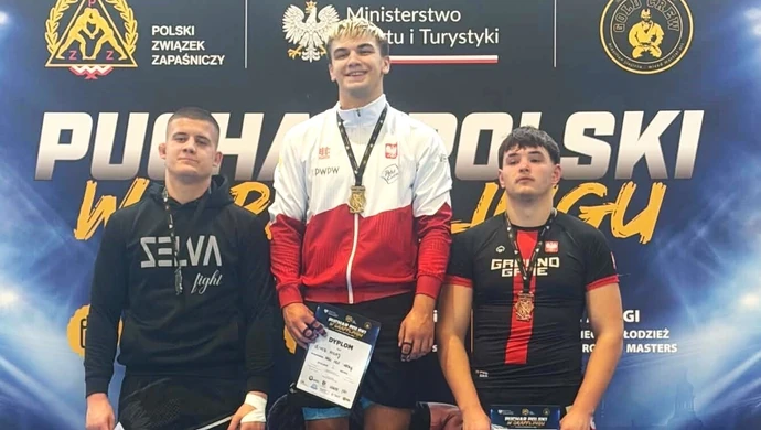 Podwójne srebro dla Kamila Dzikowskiego
