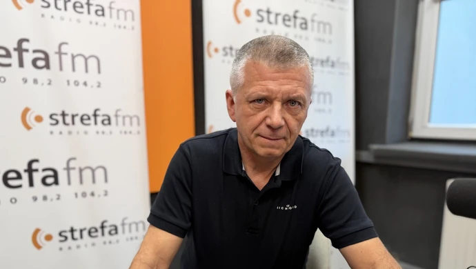 „Wzięli trzydzieści srebrników”. Przemysław Winiarski mówi ostro o radnych i zapowiada walkę o mandat
