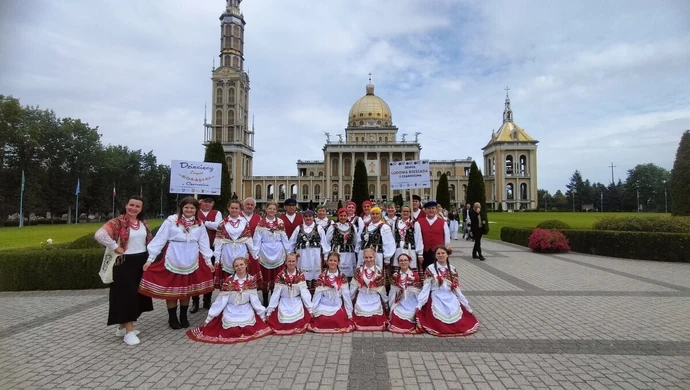 Sukces zespołów z Czarnocina w Licheniu. Pierwsze miejsce w przeglądzie