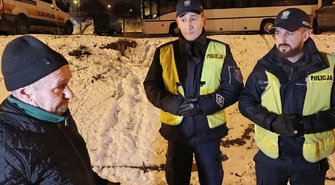  Policjanci i pracownicy MOPR szukali osób potrzebujących pomocy