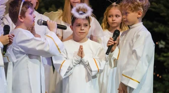 Jasełka i spotkanie opłatkowe pracowników piotrkowskiej oświaty ZDJĘCIA