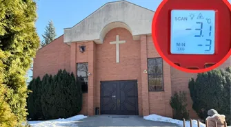 W kaplicy jak w kostnicy? Pogrzeb po piotrkowsku przy -3°C