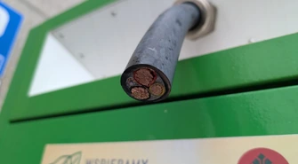 W Piotrkowie kradną kable do ładowania samochodów elektrycznych