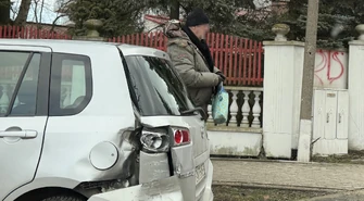 „Łowca wykroczeń” spowodował kolizję. Zderzył się z busem, w którym były dzieci z Ośrodka Szkolno – Wychowawczego