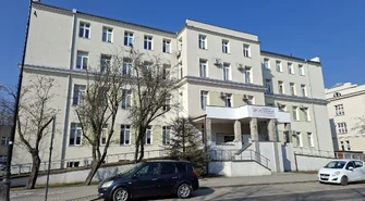 „Umowę narzucił Urząd Marszałkowski, były wicemarszałek Ziemba”. Starosta o problemach szpitala przy Roosevelta