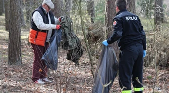 Sprzątali las i okolice Luciąży w Przygłowie