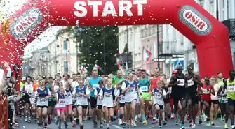 10 lat biegania. Jedna noc, tysiące emocji. Jubileuszowy 10 półmaraton piotrkowski- pobiegnij z historią!