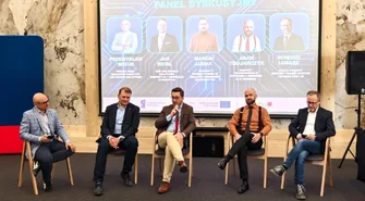 Łódzkie dla przedsiębiorców. Warto „zatrudnić” AI w małej firmie