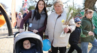 Tłumy na jarmarku wielkanocnym „Na Jaju” w Piotrkowie ZDJĘCIA