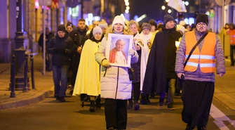 Marsz papieski przeszedł ulicami Piotrkowa ZDJĘCIA