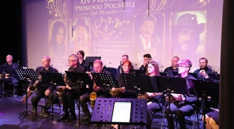 Młodzi artyści śpiewali polskie piosenki