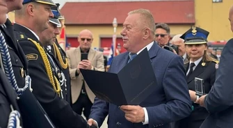 Strażackie święto w Grabicy. Odznaczenia, awanse i podziękowania za służbę