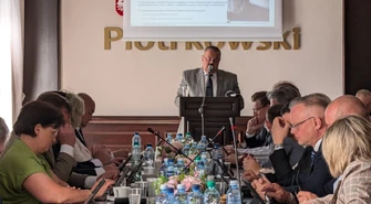 „Bank nie chce zdjąć hipoteki”. Temat dawnego szpitala wrócił na sesję